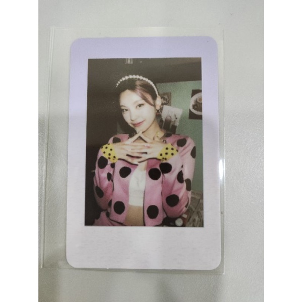 Itzy Yeji Crazy In Love Synnara Shop Benefits Polaroid Photocard