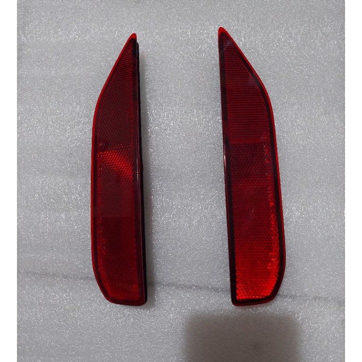 Mitsubishi Xpander Rear Bumper Reflector Lamp Original Shopee Malaysia