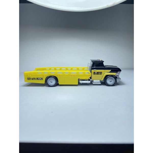 Hot Wheels Premium Garage Mooneyes Horizon Hauler Loose Shopee Malaysia