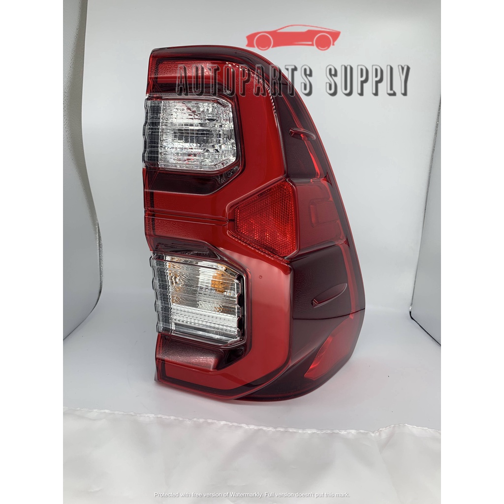 ORIGINAL TOYOTA HILUX REVO ROGUE 2016 2024 GUN125 GUN126 TAIL LAMP