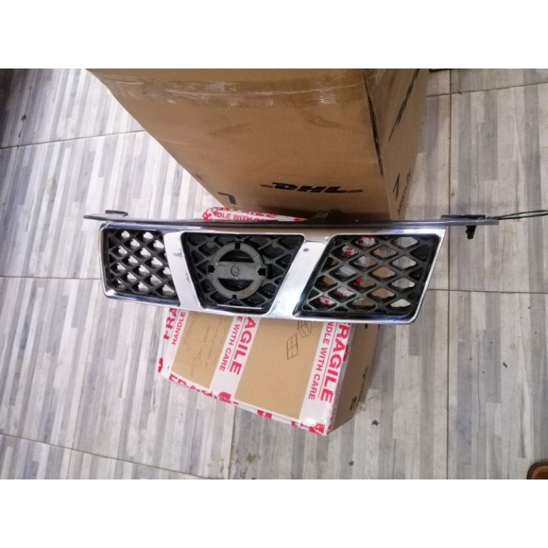 Nissan Xtrail T Years Old Grile Grille Shopee Malaysia