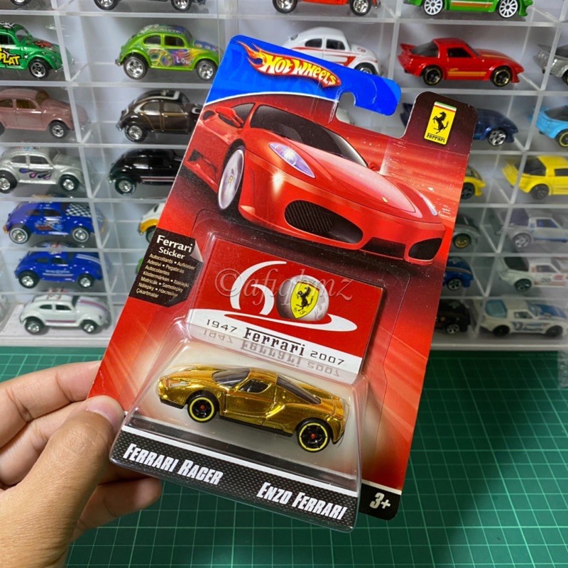 Hot Wheels Ferrari Racer Enzo Ferrari Gold Shopee Malaysia