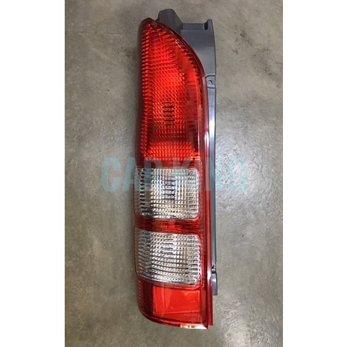 TOYOTA HIACE KDH200 2006 2014 TAIL LAMP REAR LAMP LAMPU BELAKANG