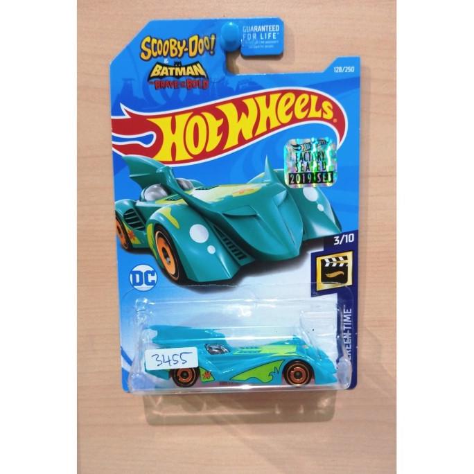 Hot WHEELS BATMOBILE THE BRAVE SCOOBY DOO FACTORY SEALED 2019 128 250