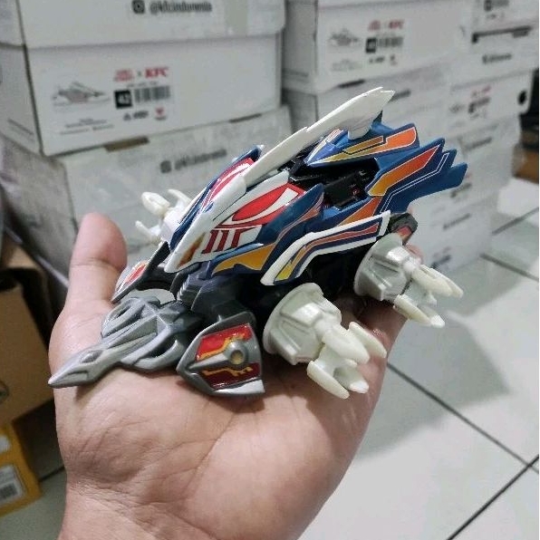 Crush Gear Turbo Garuda Phoenix Garuda Eagle Dino Spartan Gaiki Dino