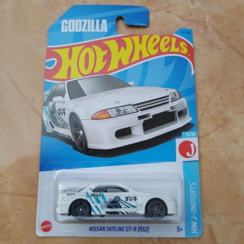 Hot Wheels NISSAN SKYLINE GTR R GODZILLA Shopee Malaysia