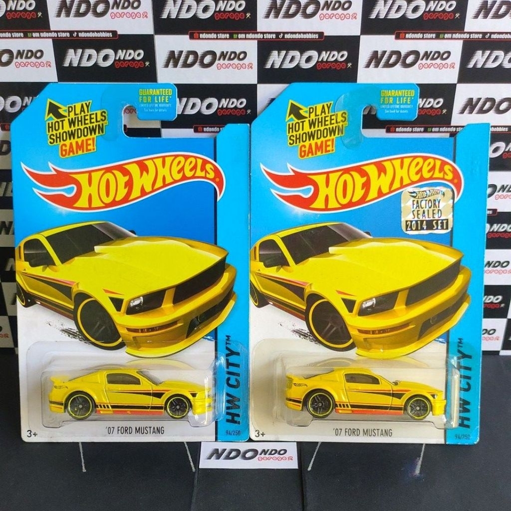 Hot Wheels 07 Ford Mustang Yellow 2014 HW City Kmart Shopee Malaysia