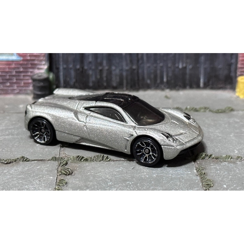 Hot Wheels Pagani Huayra Silver Shopee Malaysia