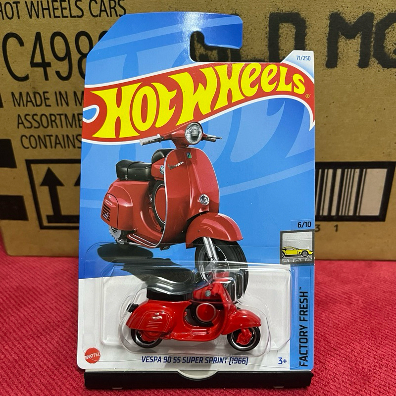 Hot Wheels Vespa 90 SS Super Sprint 1966 Shopee Malaysia