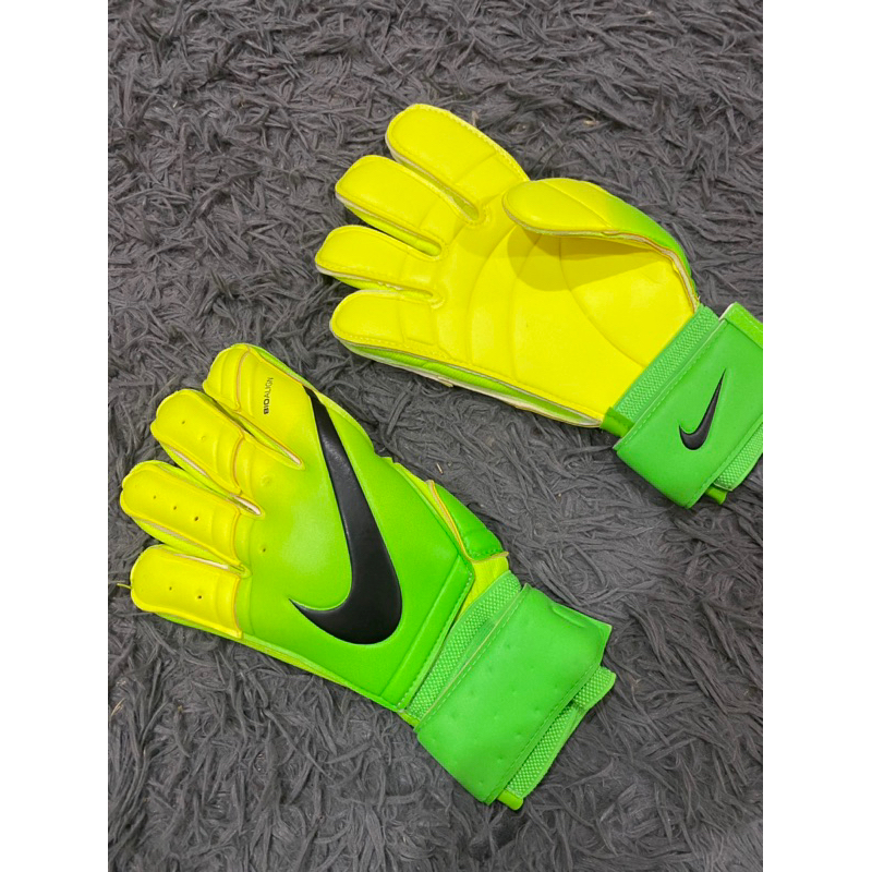 FINGERSAVE NIKE SGT GOALKEEPER GLOVE Shopee Malaysia