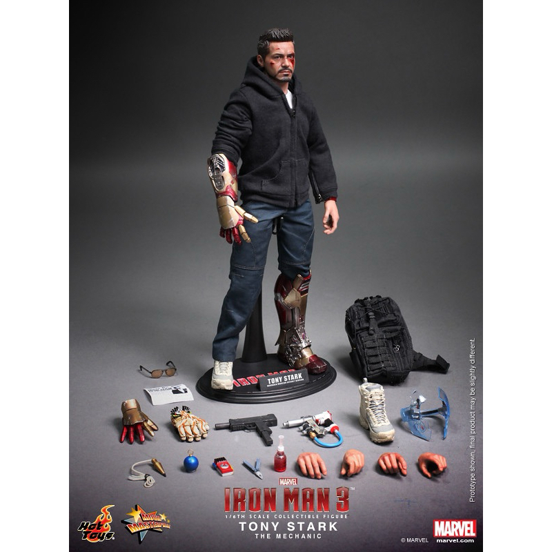 Hot Toys Mms Tony Stark Iron Man Shopee Malaysia