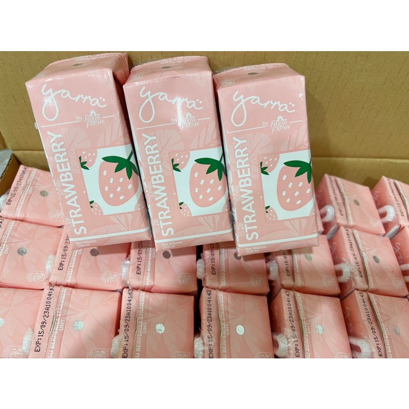 Yarra Milk By Farm Fresh Strawberry Ml X Shopee Malaysia