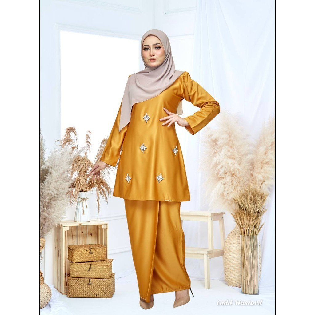 Baju Kurung Riau Diamond Pearl Skin Baju Nikah Tunang Bridesmaid