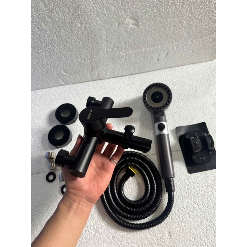 GIORMANI Black Stainless Steel Hot And Cold Shower Set With Mode