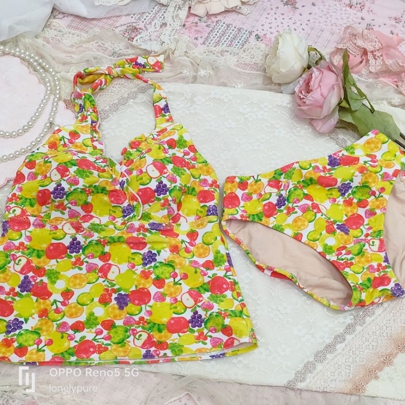 Second Hand Bikini Set 2 Pieces Mixed Fruit Pattern A Figure On The