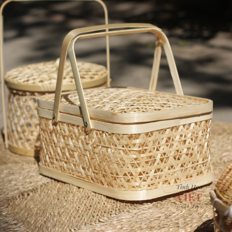 Rattan Gift Basket With Lid And Handle Luxurious Environmentally