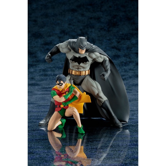 Buy Dc Comics: Kotobukiya - Robin Classic Costume Artfx Statue - Action