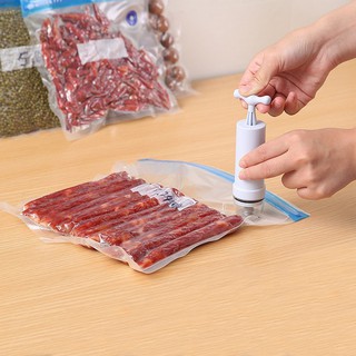 Vacuum Food Storage Zipper Bags Reusable BPA-Free Sous Vide Bags with  Vacuum Hand Pump Fruit Meat Nut Vacuum Sealer Saver Bag