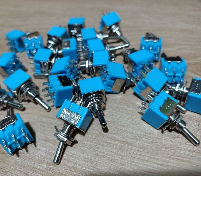 6 Pin On Off Toggle Switch | Shopee Malaysia