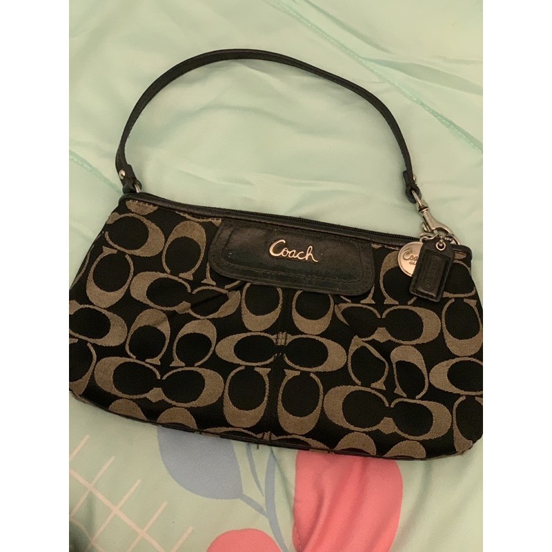 Coach signature hot sale large wristlet