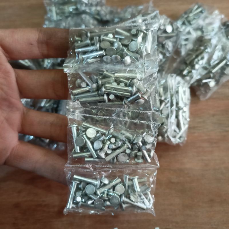 Triplang nails, vespa triangular rivets | Shopee Malaysia