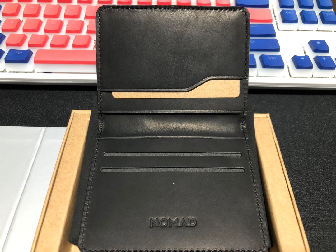 NOMAD Card Wallet Plus 未使用-