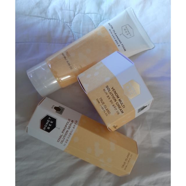 [TRUE ISLAND] Honey bee venom 🐝 | Shopee Malaysia