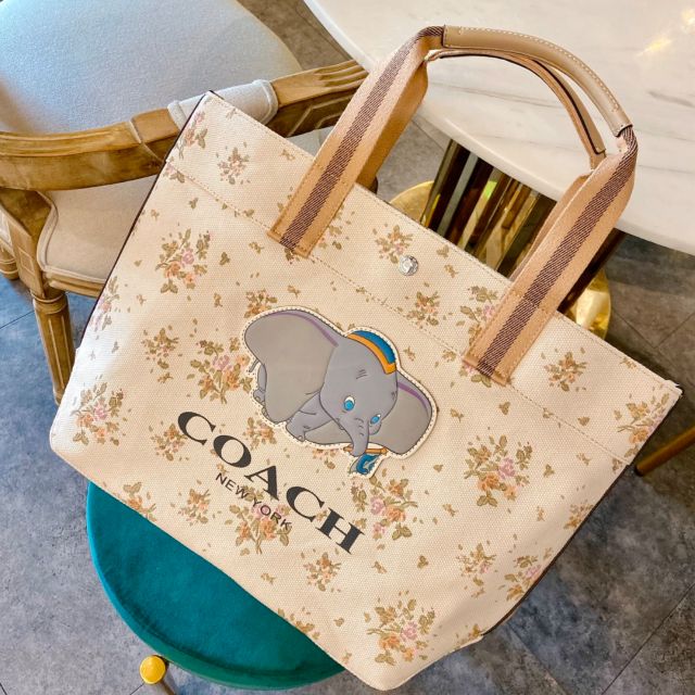 Disney x coach dumbo tote online bag