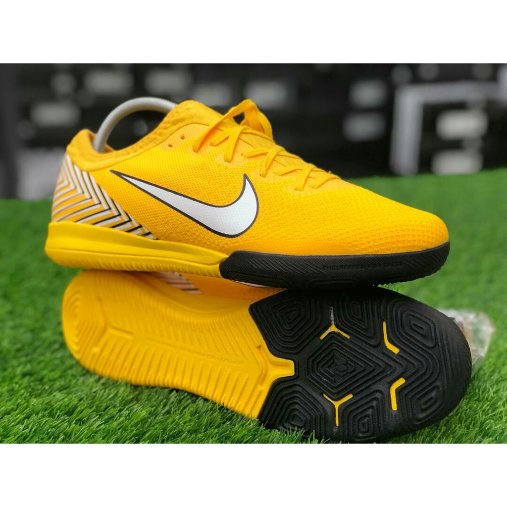 Nike vapor outlet x futsal