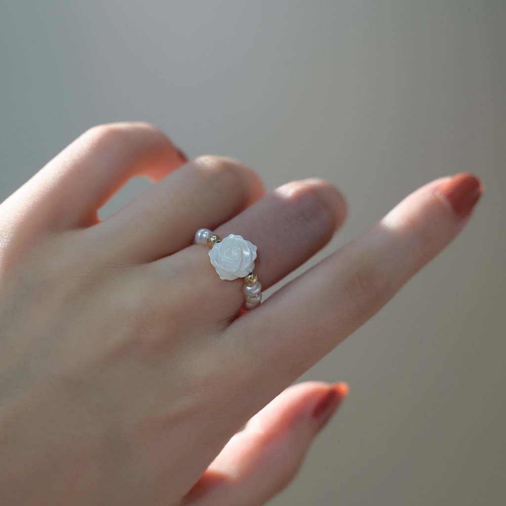 GEM-inside 6-7mm Freshwater Pearl Ring – White Gold Plated, Flower Shape, Adjustable (Sizes #6-#9)