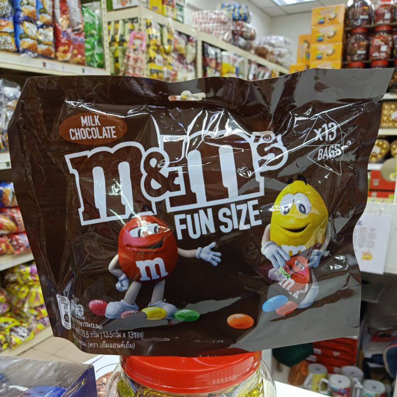 M&M's Milk Chocolate 175.5g [DELIVERY IN KL & SELANGOR ONLY] Shopee