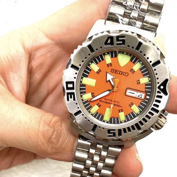 Seiko orange outlet monster skx781