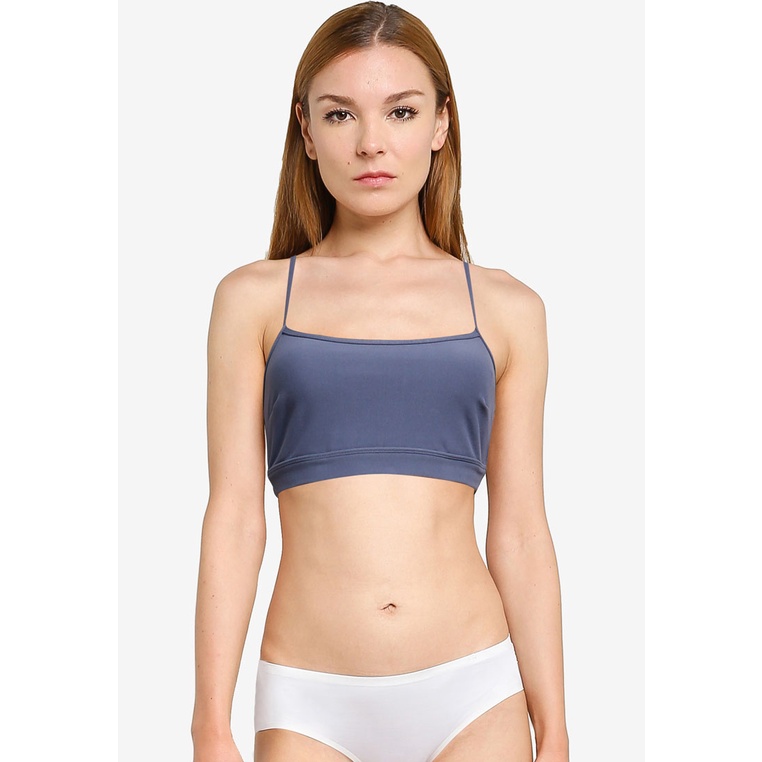 Abercrombie & Fitch Wellness Strappy Bralette Female