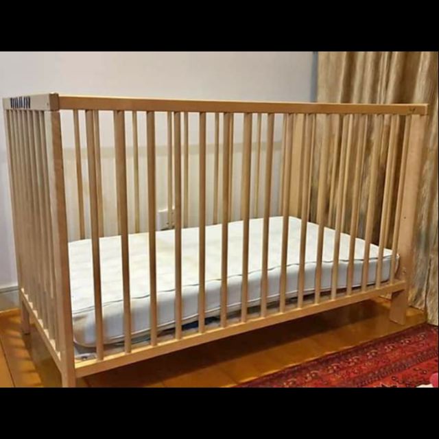 Preloved baby clearance cot