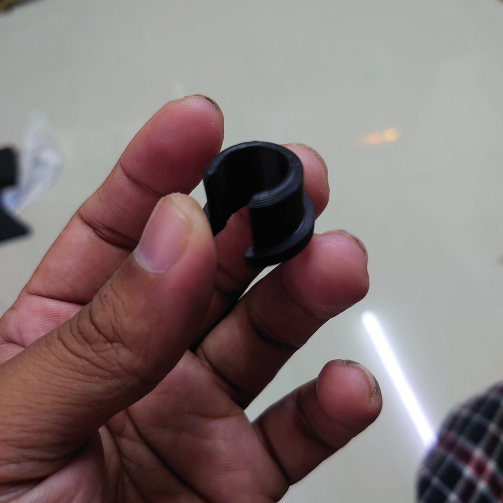 thumbnail image 2 of Genuine BMW E36 Accelerator Pedal Bushing – OEM 35411154172 2 of 2
