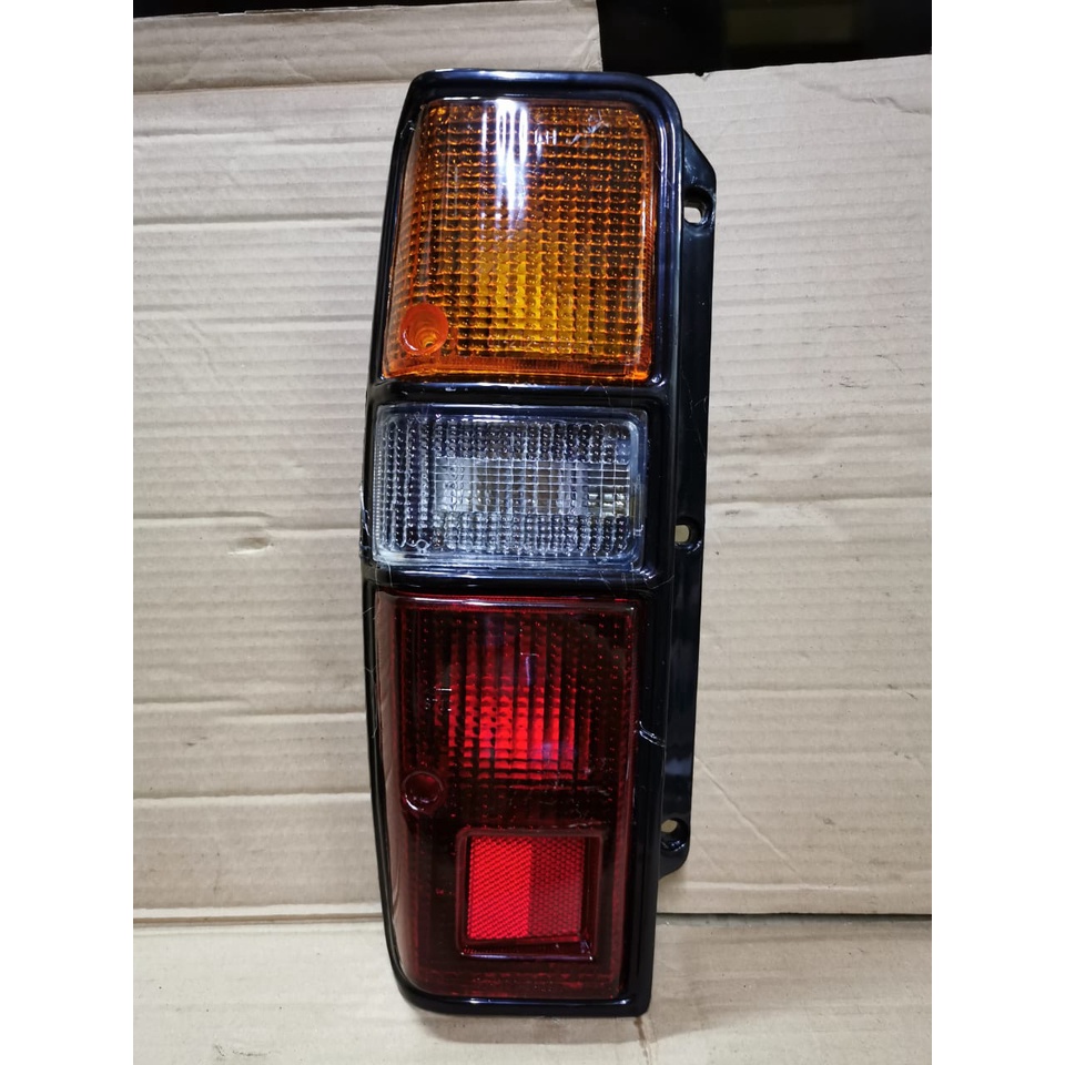 TOYOTA KM20 TAIL LAMP LEFT SIDE 1 PCS | Shopee Malaysia