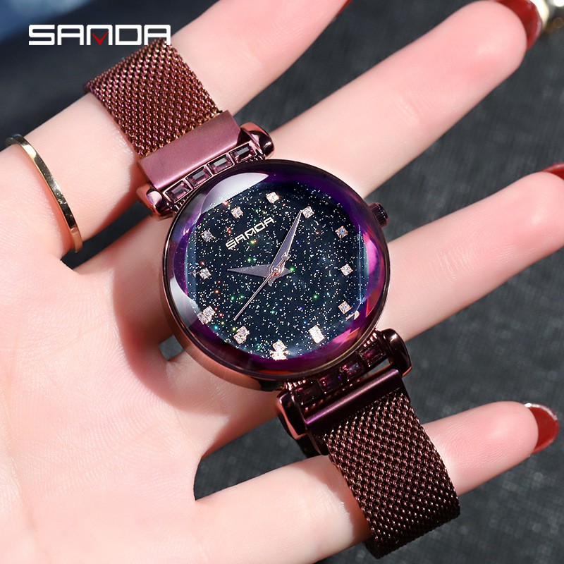 Luxury casual clearance magnet wristwatch