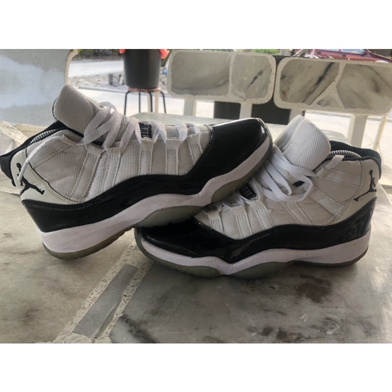 AIR JORDAN 11 RETRO LOW CONCORD 6UK Used