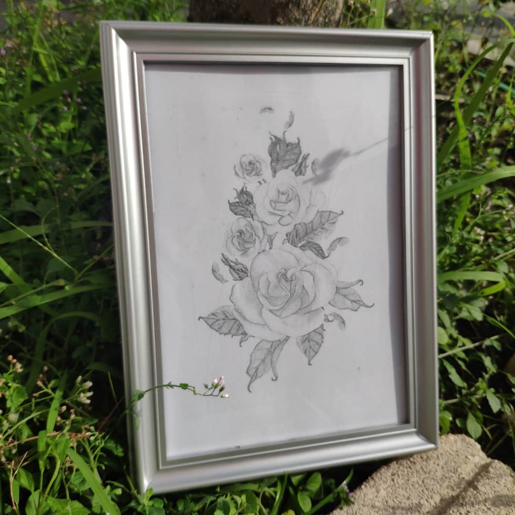 SILVER PHOTO FRAME A4 SIZE FRAME WALL DECORATION银色相框 Shopee Malaysia