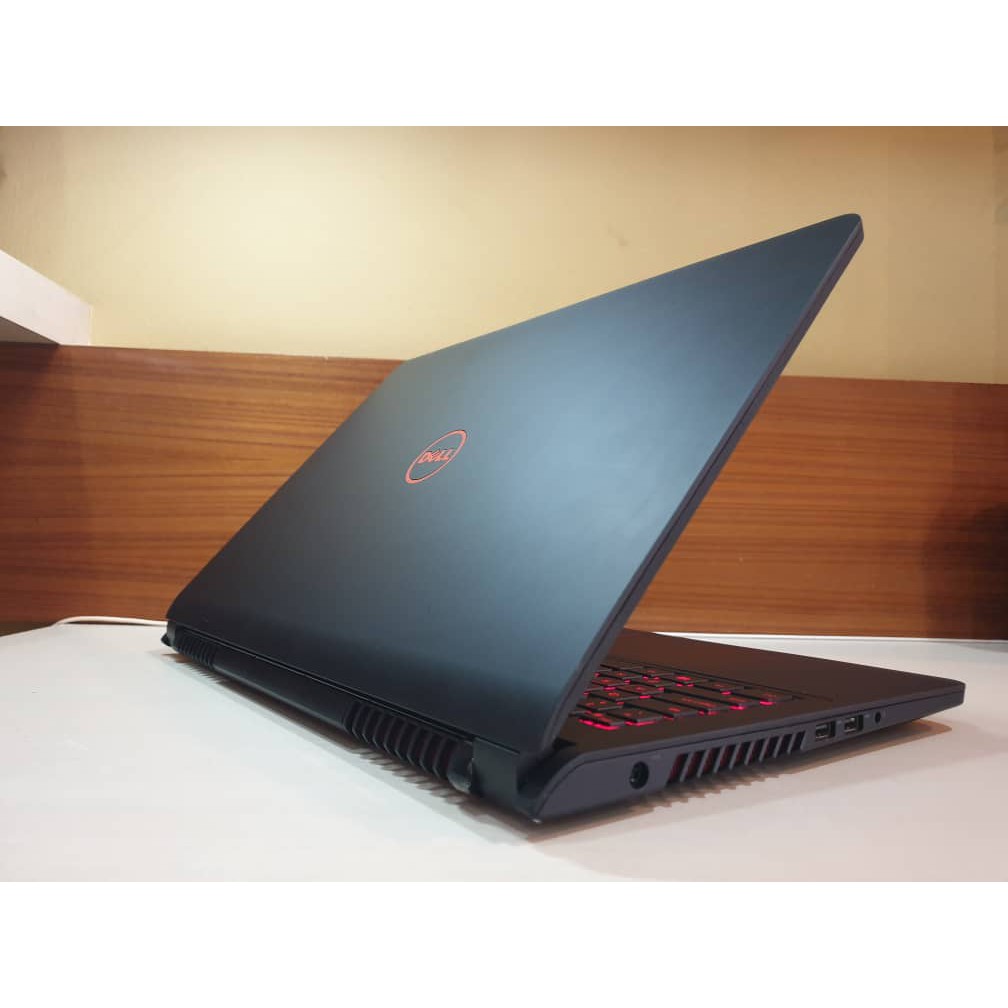 Dell Inspiron 5577 ,i7 7th, GTX1050, 16GB Ram | Shopee Malaysia