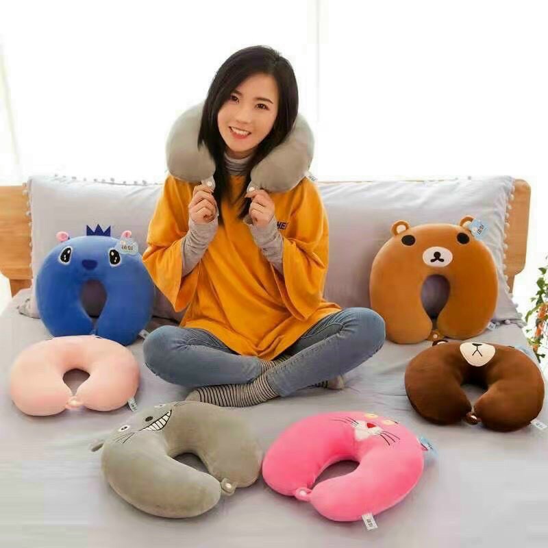 U-shaped Pillows Support Neck Pain Against Shoulder And Neck Pain In ...