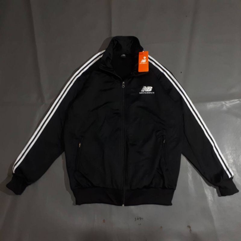 New balance shop jacket malaysia