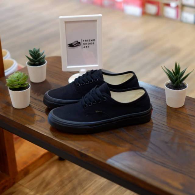 Vans all on sale black price malaysia