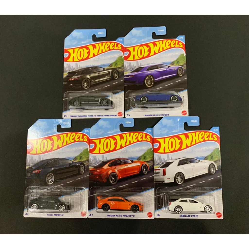 Hot Wheels Theme Automotive 2022 Dash U(Porsche Panamera,Lamborghini ...