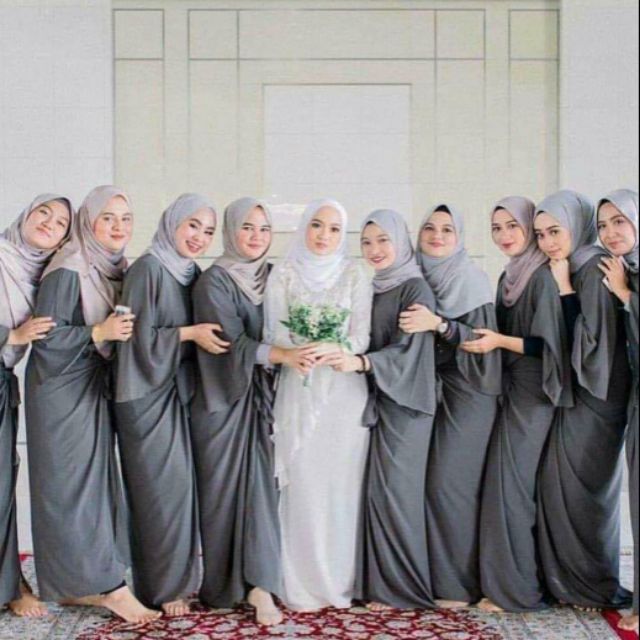 Malaysian hot sale bridesmaid dresses