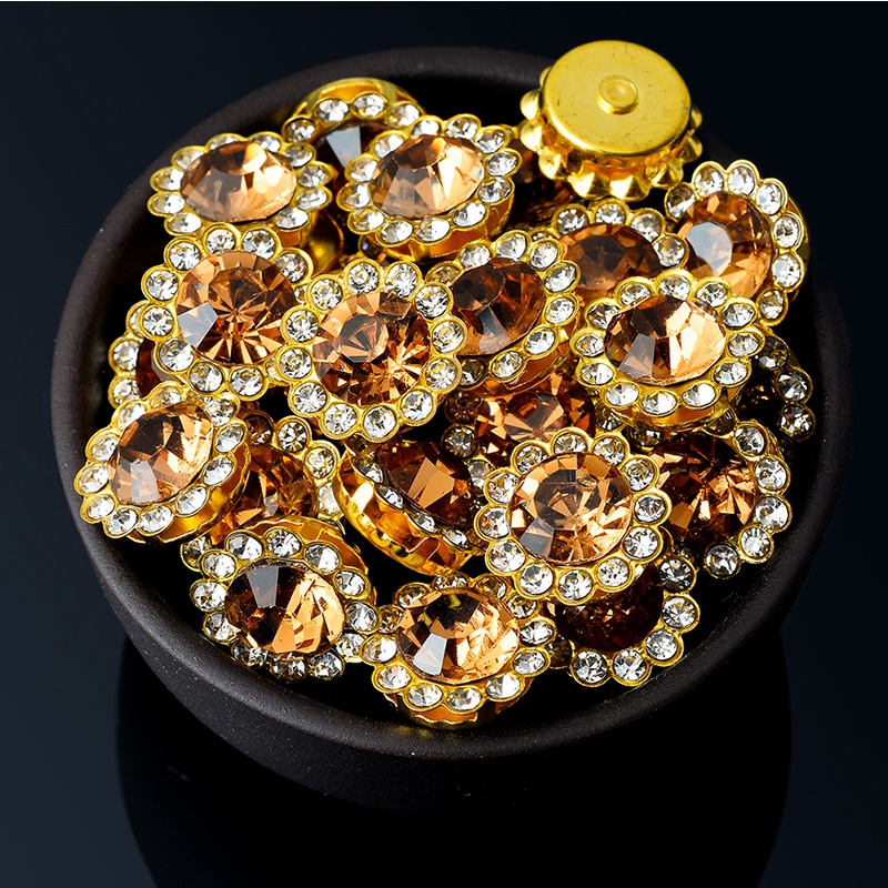 50p 10/12mm round crystal glass sewing stone stich on/glueon claw