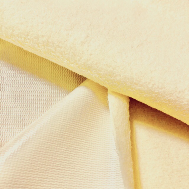 Quality baby soft velvet/ fleece waterproof 💦 fabric/ kain diy cloth