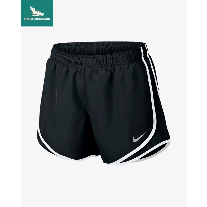 Black and white hot sale nike shorts womens