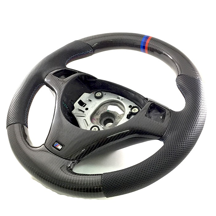 E90 deals steering wheel