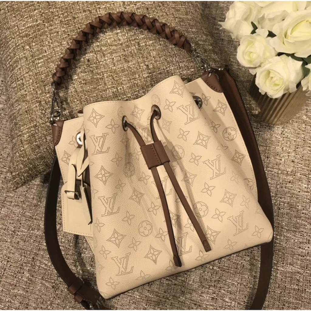 Louis Vuitton Muria Bucket Bag Mahina Leather